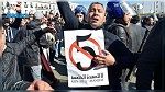 الجزائر : تجمّع مئات الطلاب رافعين شعار 
