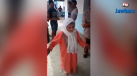 الحاجة سالمة: عمرها تجاوز 100 سنة تمارس حقها الانتخابي