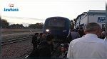 القلعة الكبرى : محتجون يحتجزون قطار سوسة تونس و الأمن يتدخل