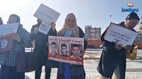 وقفة احتجاجية  أمام البرلمان لمطالبة النواب الجُدد بحقّ شهداء و جرحى الثورة