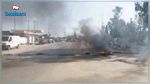 مواطنون يغلقون الطريق احتجاجا على عدم ربط منازلهم بالماء الصالح للشراب 