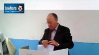 مصطفى بن جعفر يدلي بصوته في تونس