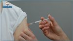 للحصول على شهادة لقاح دون تطعيم: رجل يستخدم ذراع سيليكون مزيف بدلا من يده