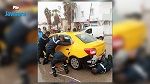 على متنها 4 أشخاص.. انتشال سيارة تاكسي علقت بالسيول 