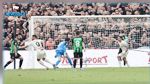 ميلان يتوج بالدوري الإيطالي بعد غياب طويل