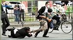 انتقامًا لأمّه.. وسائل إعلام تكشف دوافع قاتل شينزو آبي