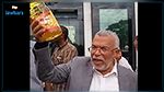 أمام مقرّ الوحدة الوطنية للبحث في جرائم الإرهاب: البحيري يحتج على غلاء الأسعار (فيديو)