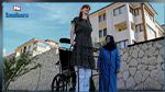 لأوّل مرّة في حياتها: أطول امرأة في العالم تُسافر جواً (فيديو)