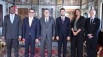  رئيس البرلمان يستقبل وفدا من المعهد الدولي للديمقراطية