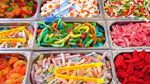 تحذير: نوع من الحلوى يهدّد صحة الأطفال