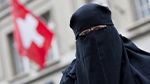 البرلمان السويسري يحظر ارتداء 'النقاب' في الأماكن العامة