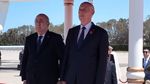 وصول الرئيس الجزائري إلى تونس (فيديو)