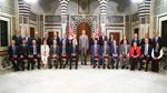 رئيس الحكومة يجتمع بفريقه الحكومي ويؤكد ضرورة الانسجام والعمل بروح الفريق الواحد