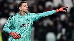 برشلونة يتفق مع الحارس البولندي تشيزني