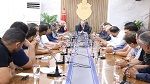 وزير الرياضة يجتمع برؤساء وممثلي أندية الرابطة المحترفة الثانية لكرة القدم