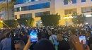 مناوشات بين الامن والمحتجين في محيط سفارة فرنسا بالعاصمة (صور)