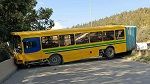 انزلاق حافلة بمنحدر النحلي