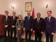 وزير الخارجيّة يتحادث مع نظيره البولوني ويوقعان مذكّرة تفاهم 