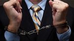 الاحتفاظ بشخص انتحل صفة مدير ديوان رئاسة الحكومة (فيديو)