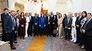 رئيسة الحكومة تلتقي عددا من أفراد الجالية التونسية بمصر (صور /فيديو)