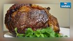 نيجيريا : مطعم يقدم طبق اللحم 