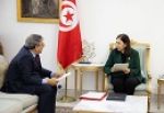 خلال تسليمه رئيسة الحكومة القوائم المالية.. محافظ المركزي يؤكد دور البنك في معاضدة مجهودات الدولة