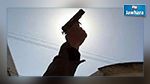 موقوف يفتك سلاح أمني ويطلق النار على نفسه