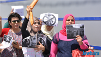أمام مقر الجوهرة 