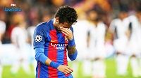 بين دموع نيمار و وفاء جماهير برشلونة