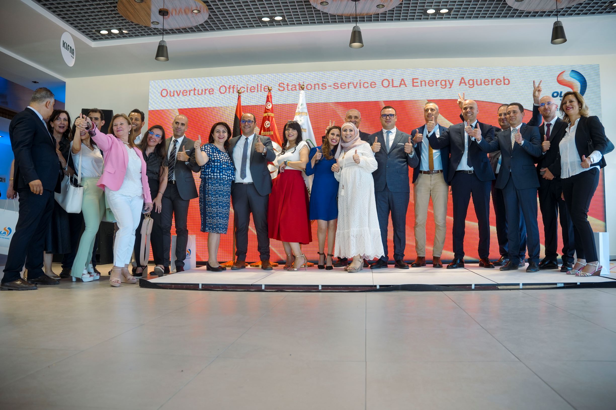 4-Photo de groupe OLA Energy & partenaires.jpg
