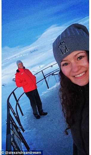 31BC57E500000578-3471308-The_world_s_youngest_billionaire_poses_while_on_a_trip_to_Icelan-a-154_1456