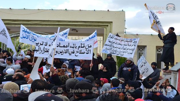 Le Kef : Marche protestataire de la mouvance salafiste pour dénoncer les descentes abusives