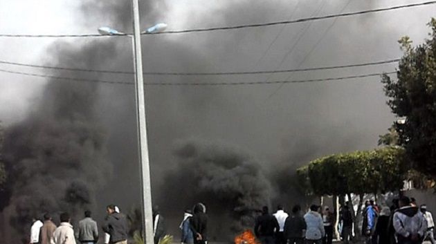 Kasserine : Les manifestants mettent le feu au marché