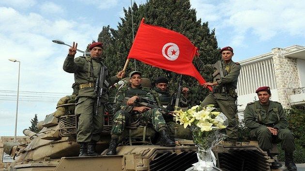 Bouficha : Les forces de l'armée honorées à l'occasion de la fête de la révolution 