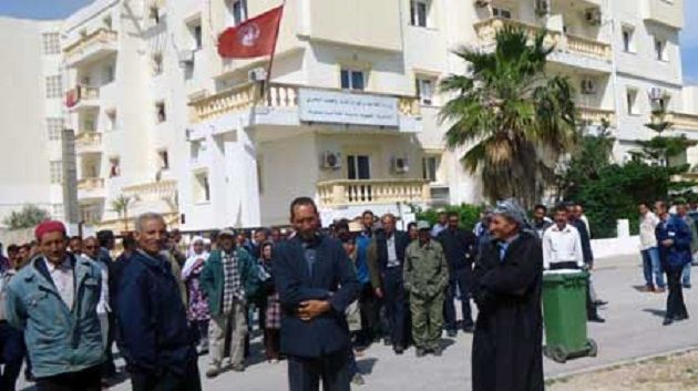 Kairouan : Grève ouverte des ouvriers de chantiers à Nasrallah