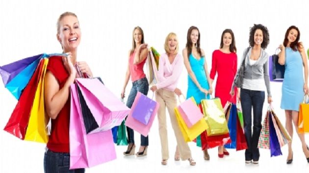 Etude : Les femmes commandent tous les achats du foyer 