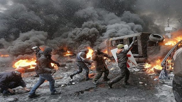 Ukraine : 1 mort et 10 blessés par balles dans de nouveaux affrontements à Kiev