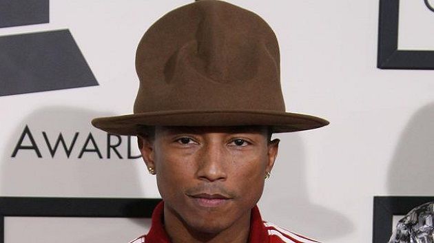 Le chapeau Vivienne Westwood de Pharrell Williams vendu pour la bonne cause 