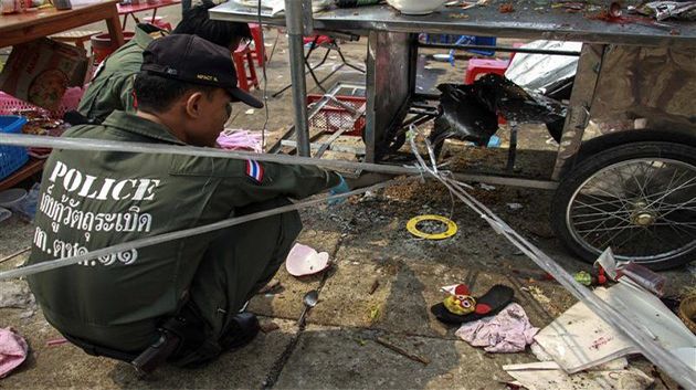 Thaïlande : Attaque meurtrière d’un meeting d’opposants