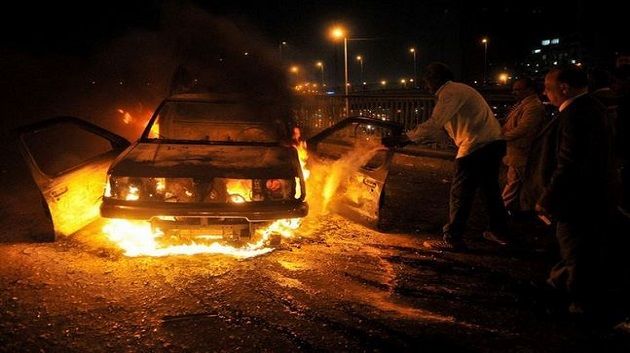 Bizerte : Des délinquants agressent un chauffeur de taxi et l’immolent dans sa voiture
