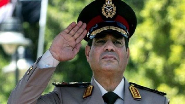 Egypte : Abdel Fattah al Sissi reste à la tête du ministère de la Défense