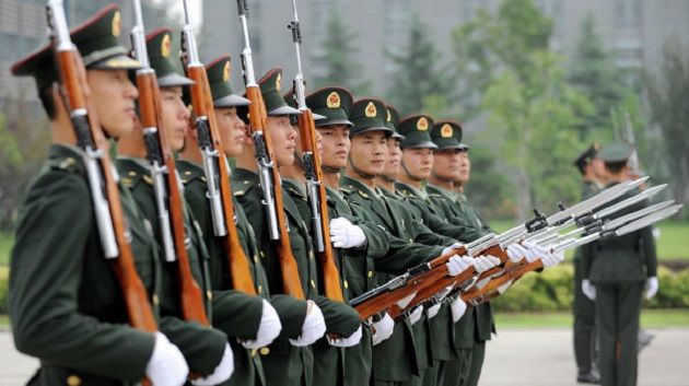 La Chine renforce son budget militaire après un grave déficit commercial 