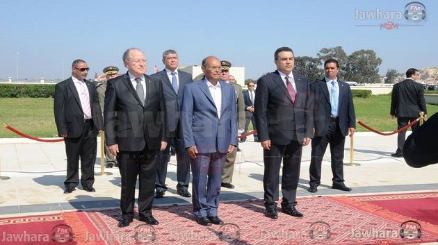 Les 3 présidents commémorent la Fête des martyrs