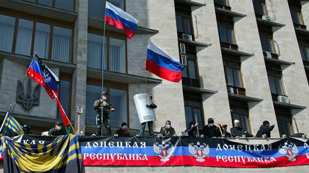 Ukraine : Des séparatistes pro-russes tués, Moscou menace