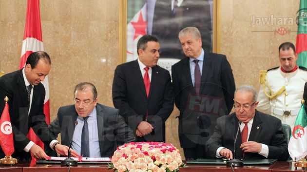 Tunisie - Algérie : Signature de 3 accords de coopération financière