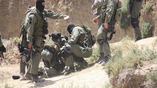 Medenine : Opération de ratissage après la découverte d'un fusil mitrailleur enterré