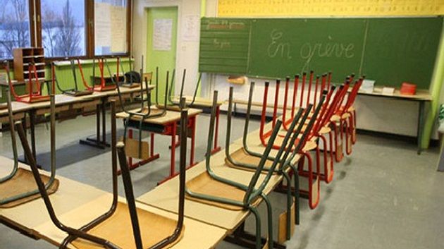 Report de la grève de l'enseignement de base