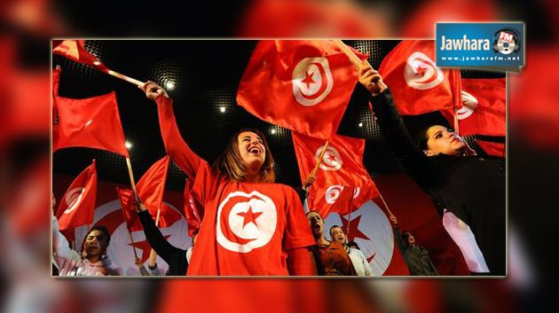 Fête de la République : Mehdi Jomâa décide d'orner les rues de drapeaux
