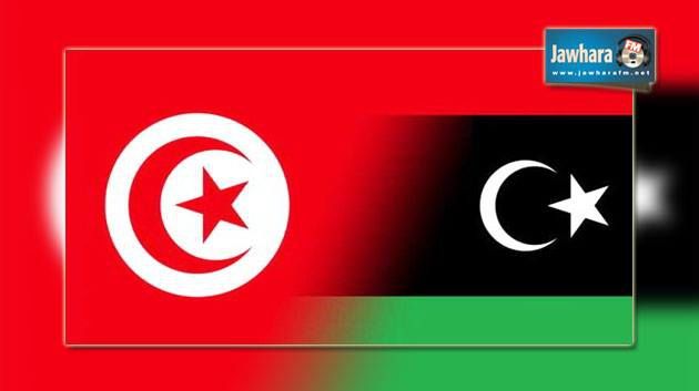 La Tunisie livre 63 prisonniers ayant bénéficié de l’amnistie à la Libye