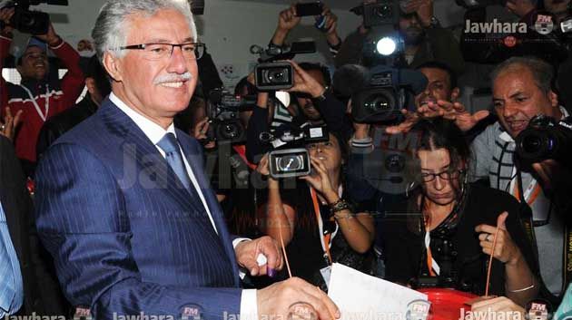 Hamma Hammami accomplit son devoir électoral